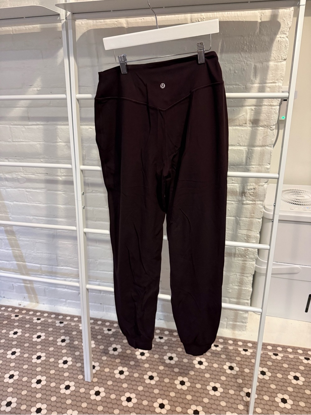 Lululemon Align High Rise Jogger - regular length - 6 - sequoia